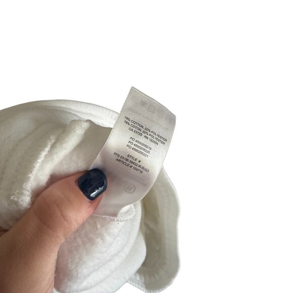 Aritzia TNA Sweatfleece Cozy Fleece Boyfriend Fit White Sweatpants - Picture 7 of 7